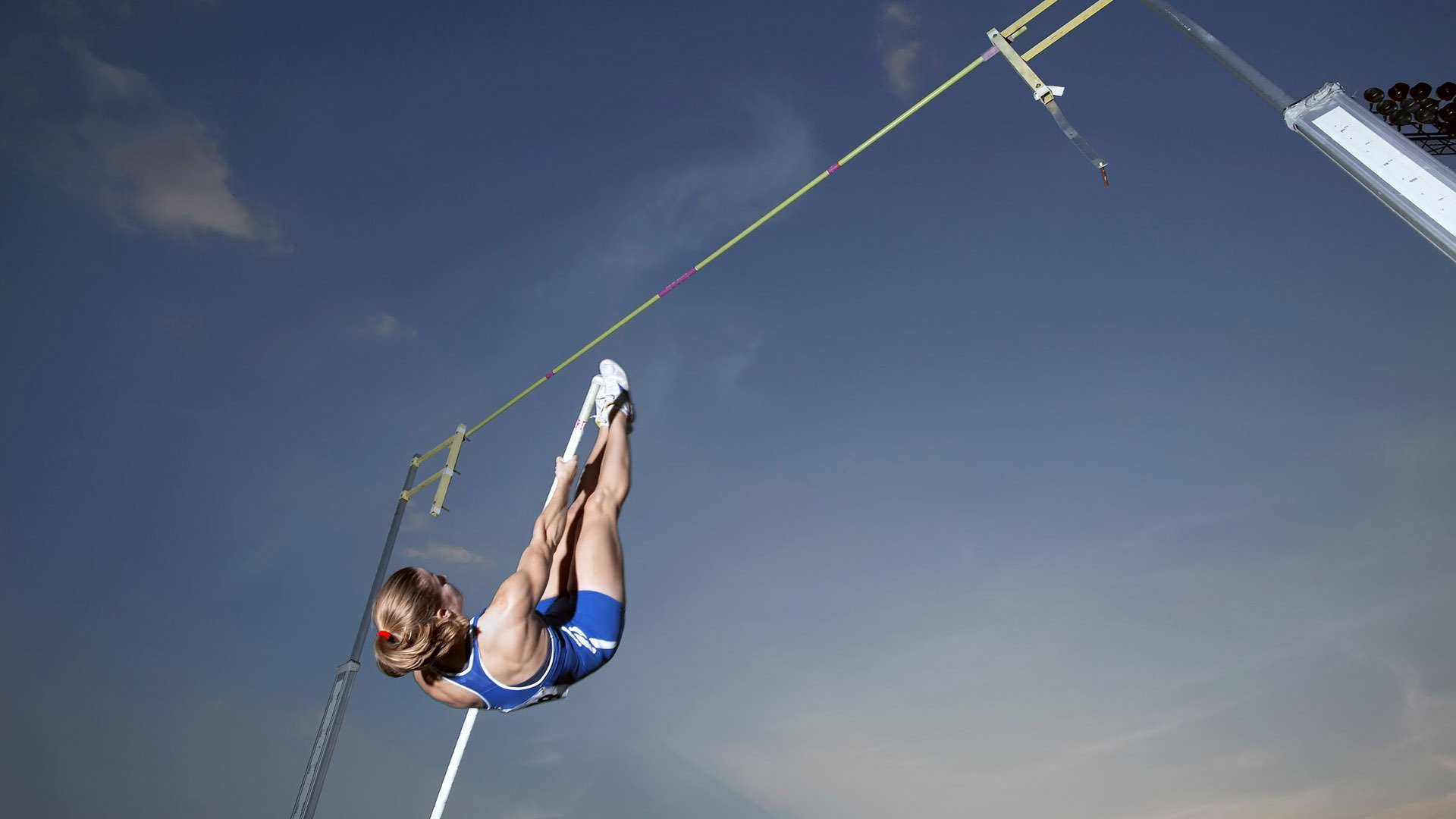 开云体育中国-黑马踏碎维京战吼,2026世界杯H组,匈牙利高压绞杀下的穆西亚拉星光刺杀夜